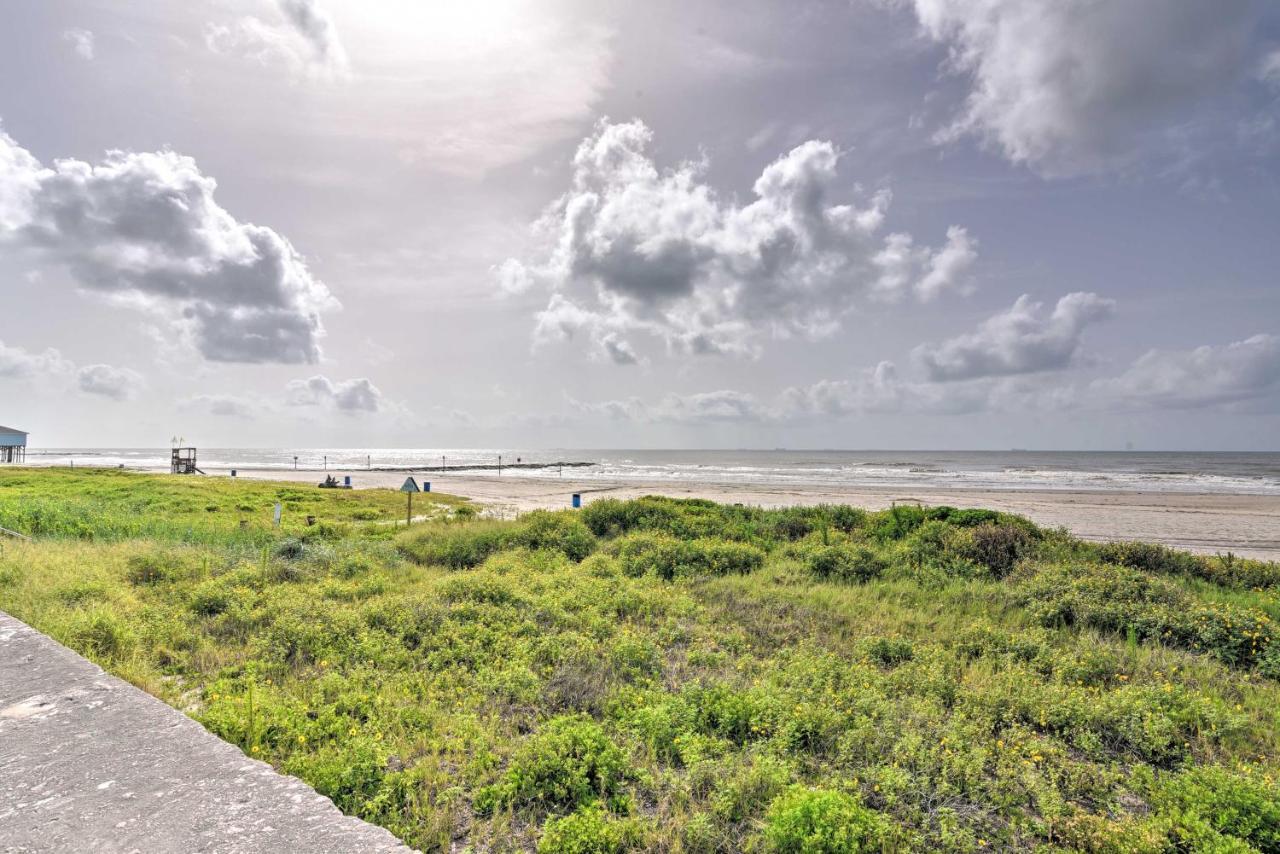 Bright Galveston Bungalow Half Mi To Pleasure Pier Екстериор снимка