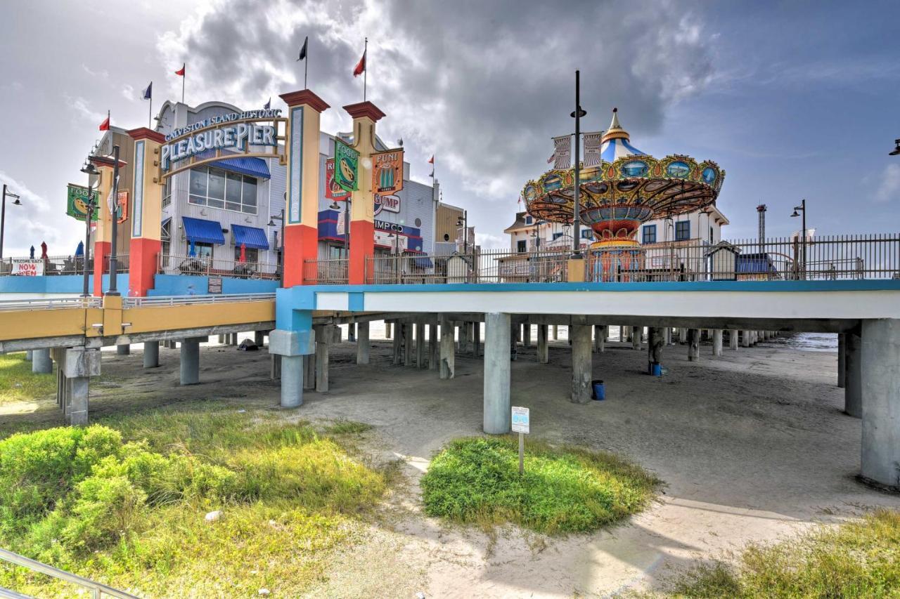 Bright Galveston Bungalow Half Mi To Pleasure Pier Екстериор снимка